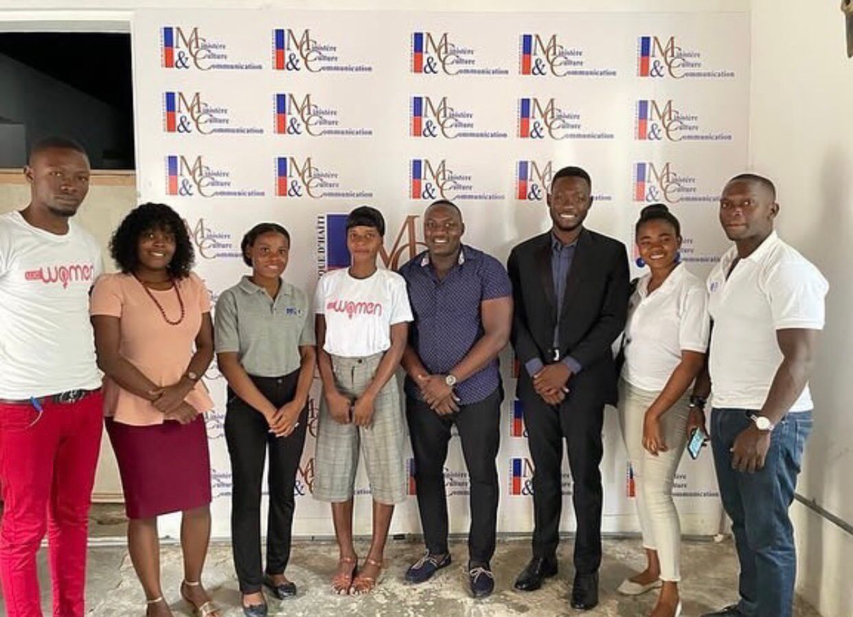 Formation sur la rédaction de rapports organisé par WE WOMEN 